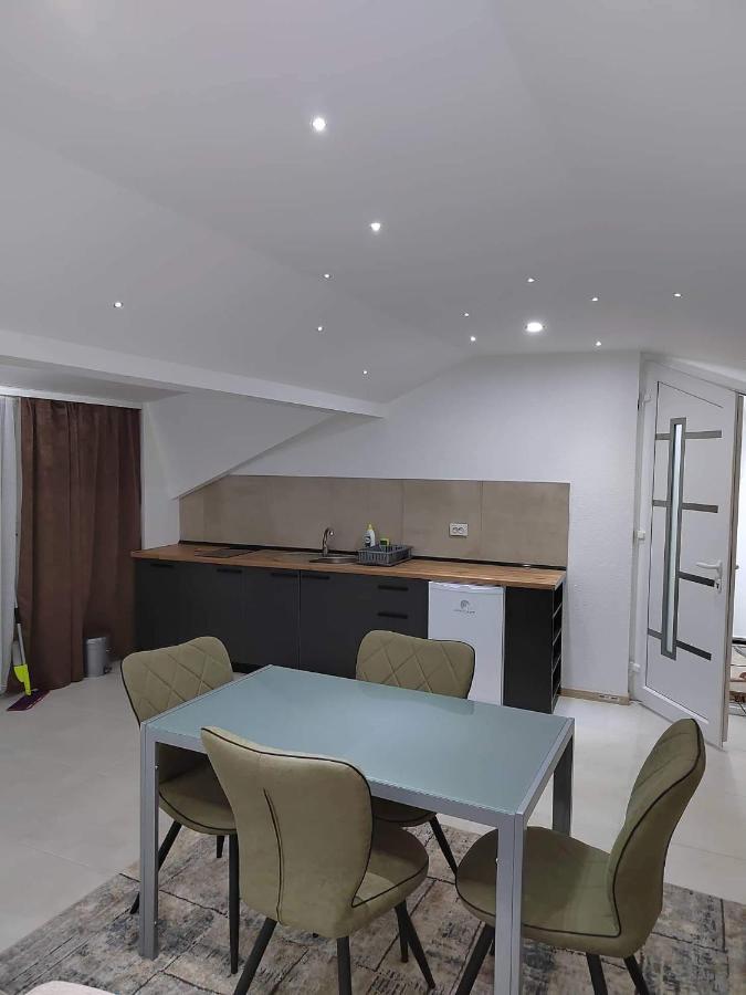 Kočani Anton Lux Apartment מראה חיצוני תמונה